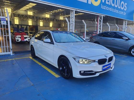 BMW 320i 2.0 M SPORT GP 16V TURBO ACTIVE FLEX 4P AUTOMÁTICO BMW 320i 2.0 M SPORT GP 16V TURBO ACTIVE FLEX 4P AUTOMÁTICO